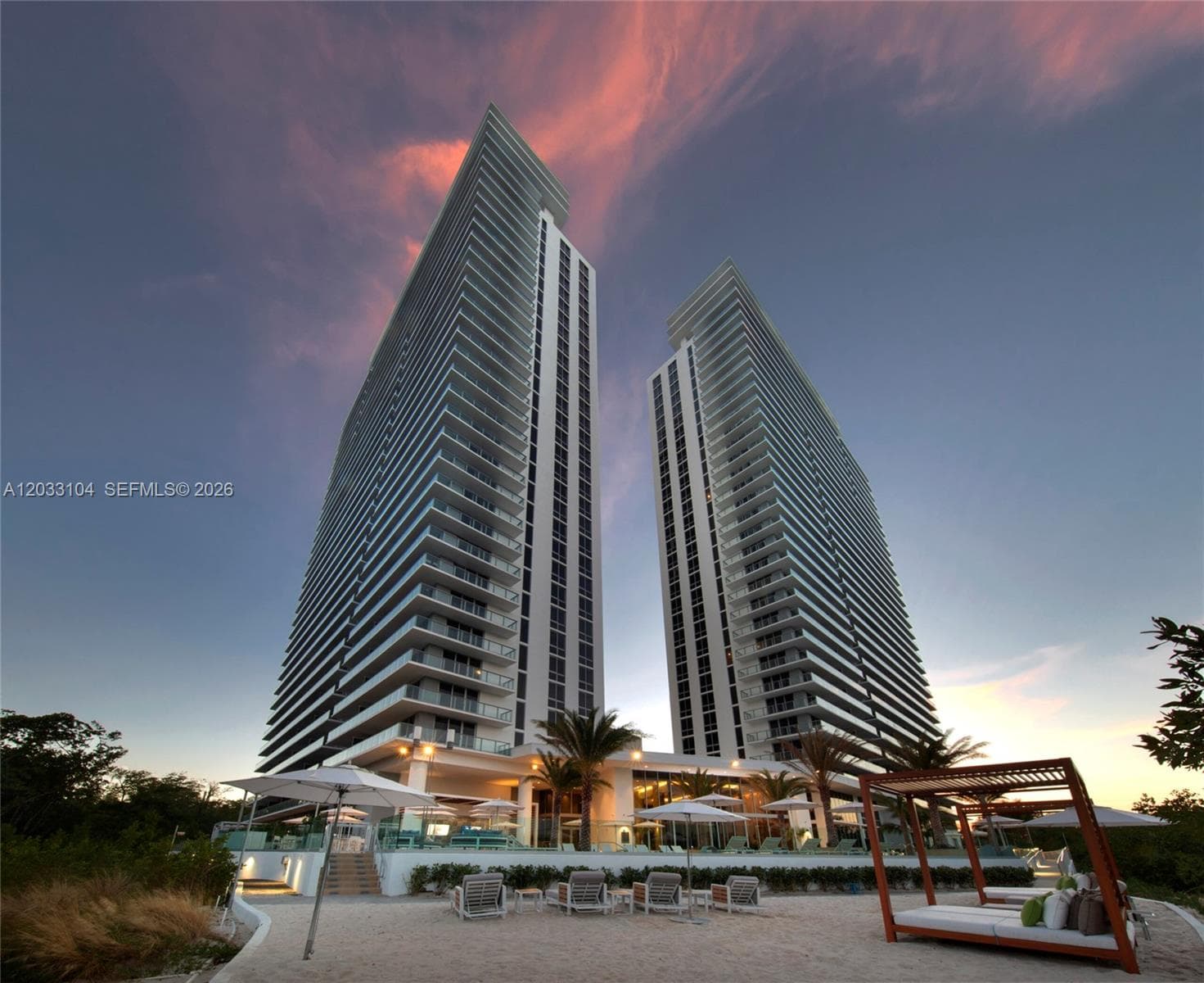16385 Biscayne Blvd 1417 photo 1