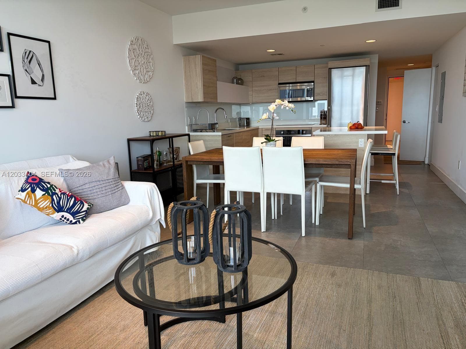 16385 Biscayne Blvd 1417 photo 9