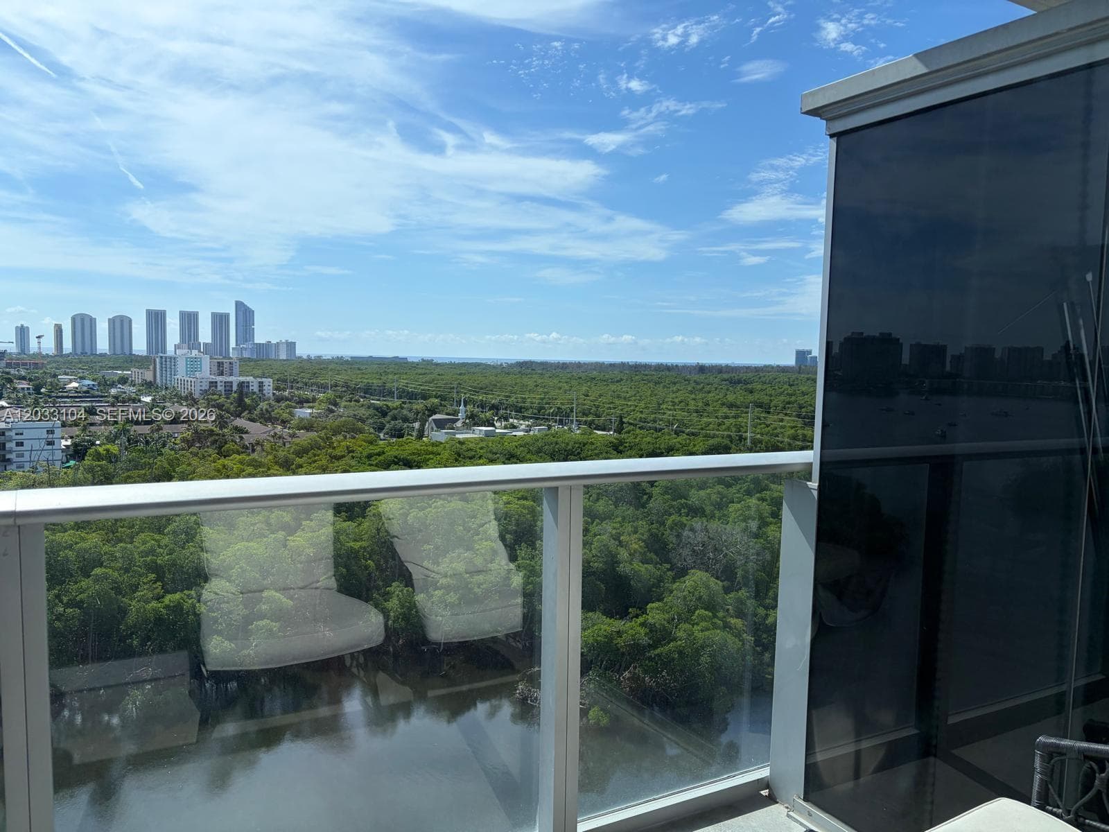 16385 Biscayne Blvd 1417 photo 4