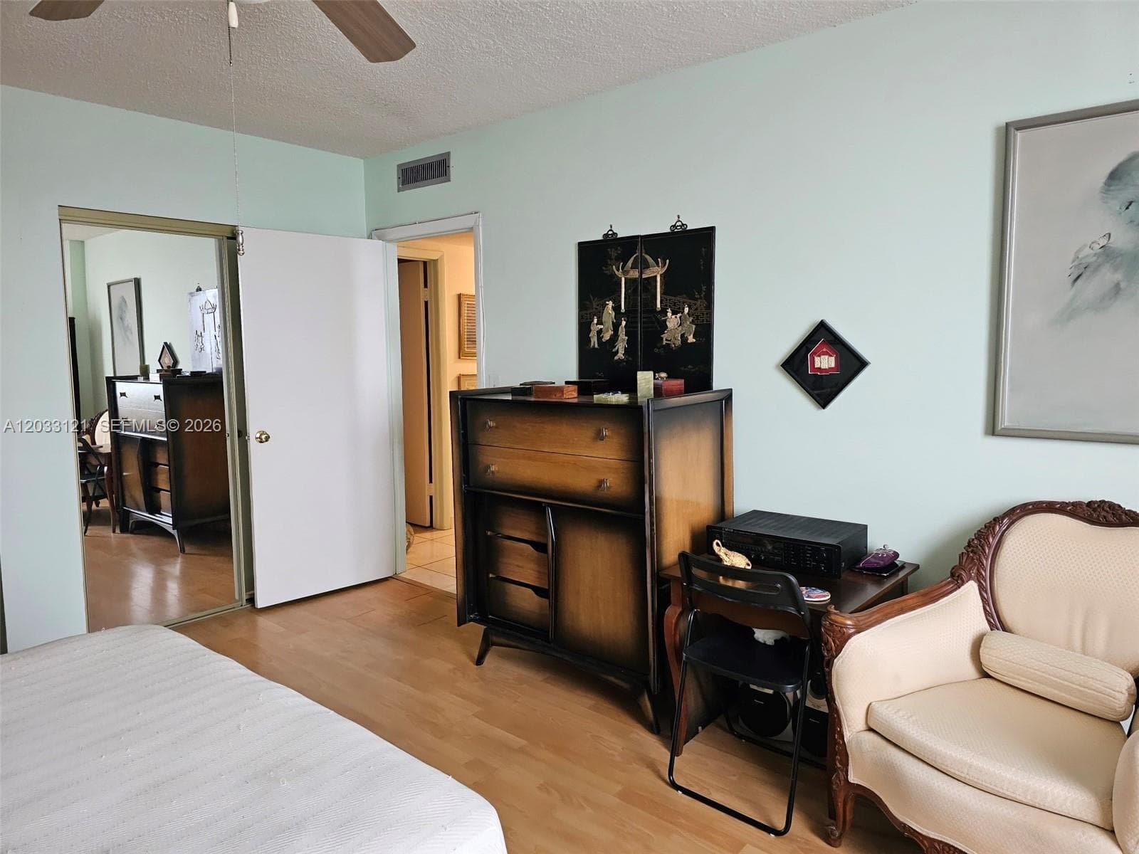 3850 Washington St 1011 photo 6