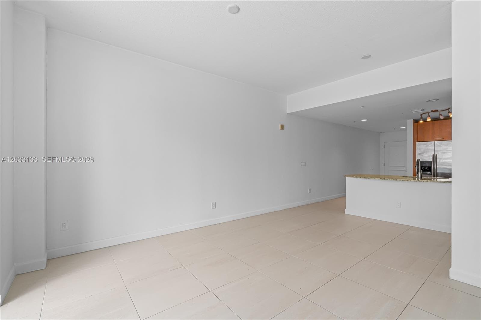 1945 S Ocean Dr 704 photo 19