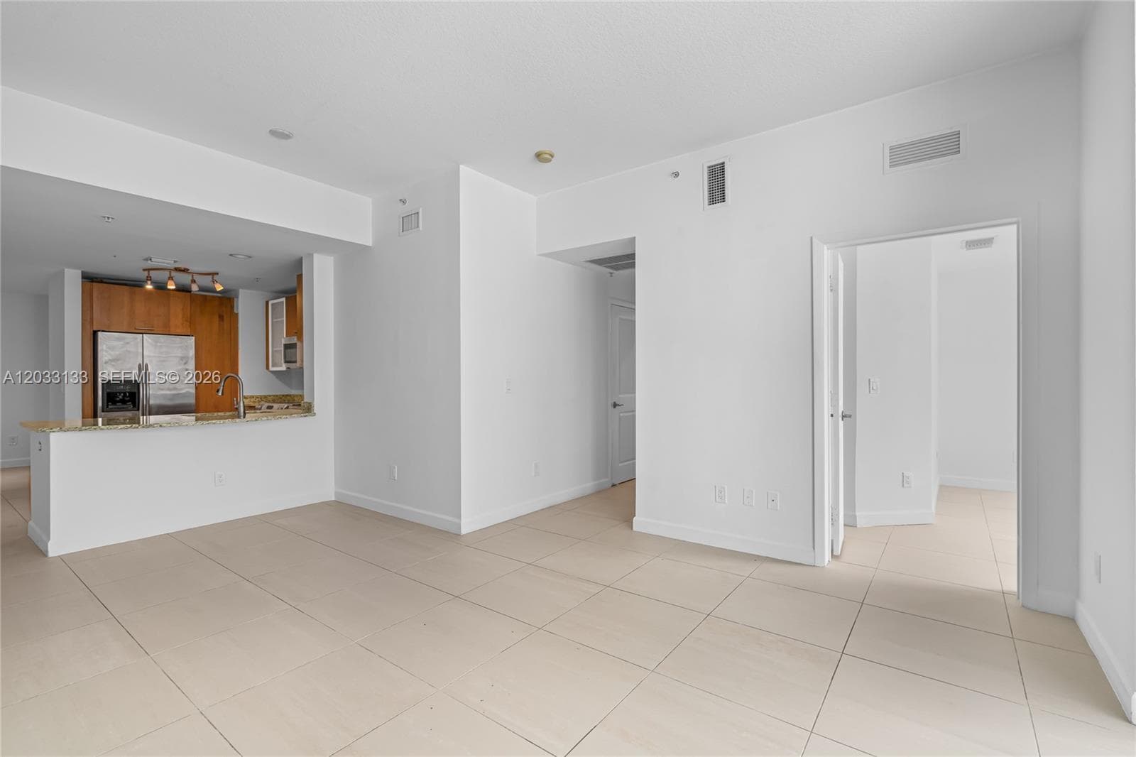 1945 S Ocean Dr 704 photo 21