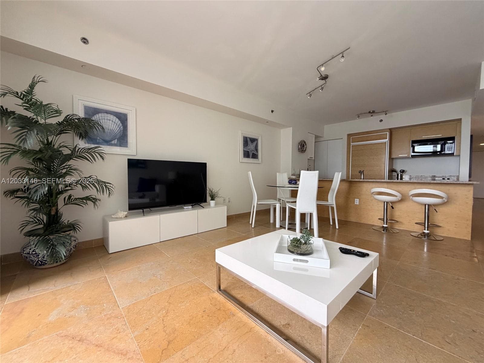1830 S Ocean Dr 2412 photo 9