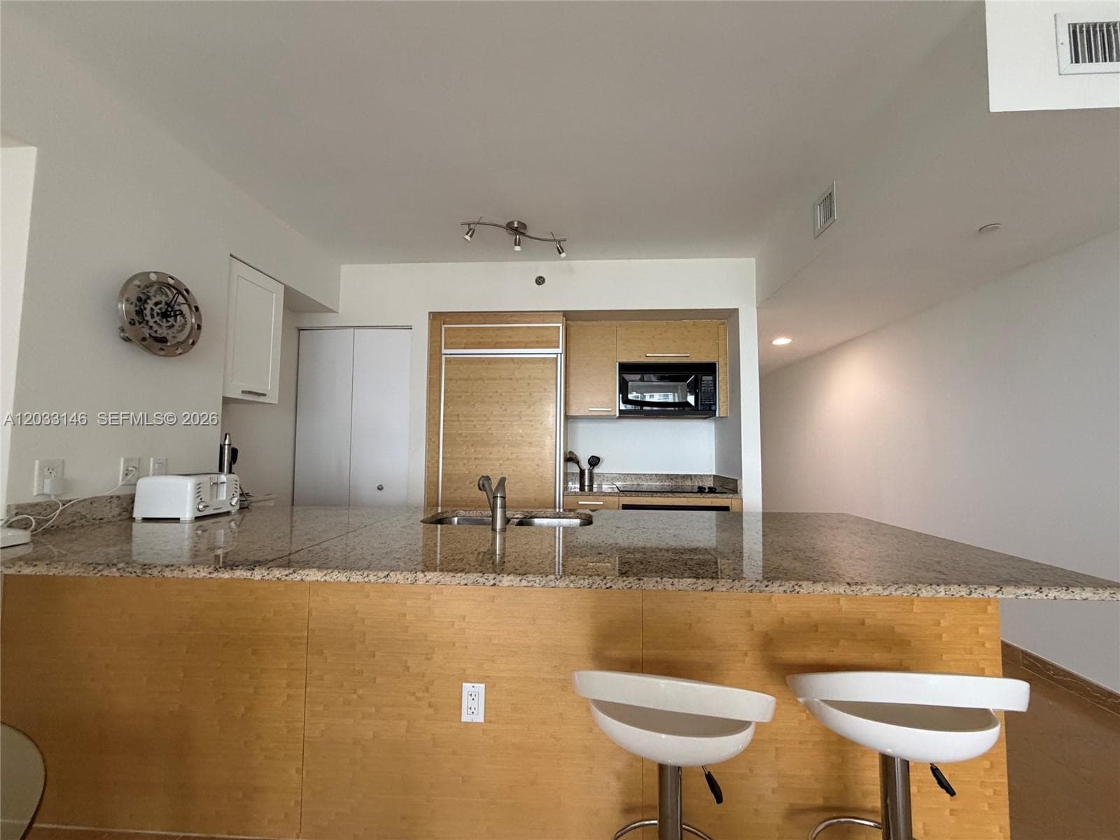 1830 S Ocean Dr 2412 photo 11