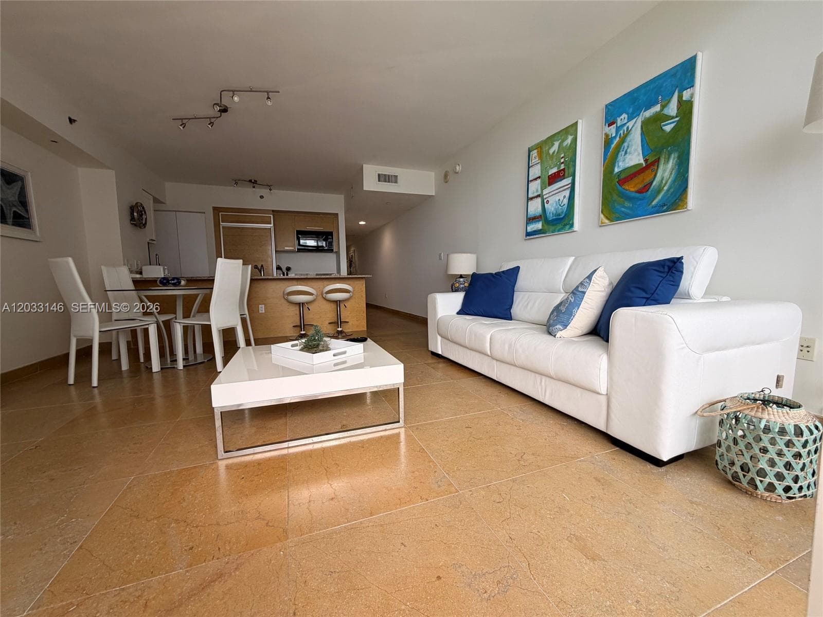 1830 S Ocean Dr 2412 photo 4