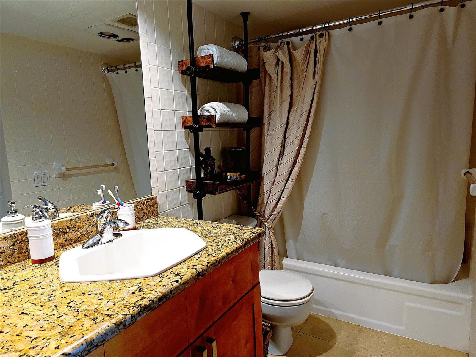 1301 River Reach Drive 507 photo 16
