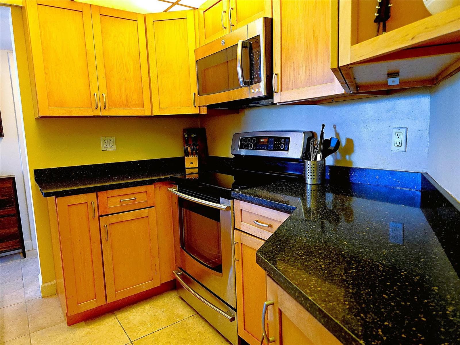 1301 River Reach Drive 507 photo 9