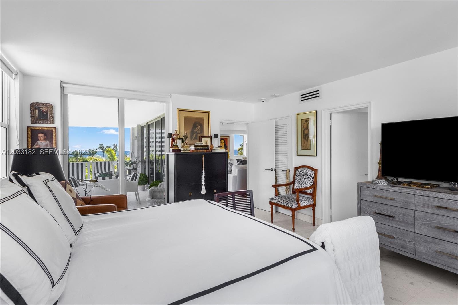 200 Ocean Lane Drive 409 photo 22