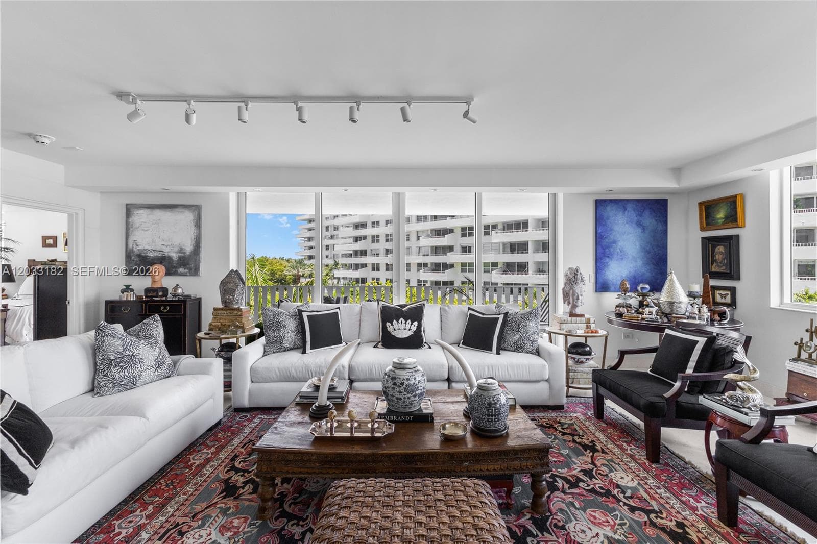 200 Ocean Lane Drive 409 photo 5