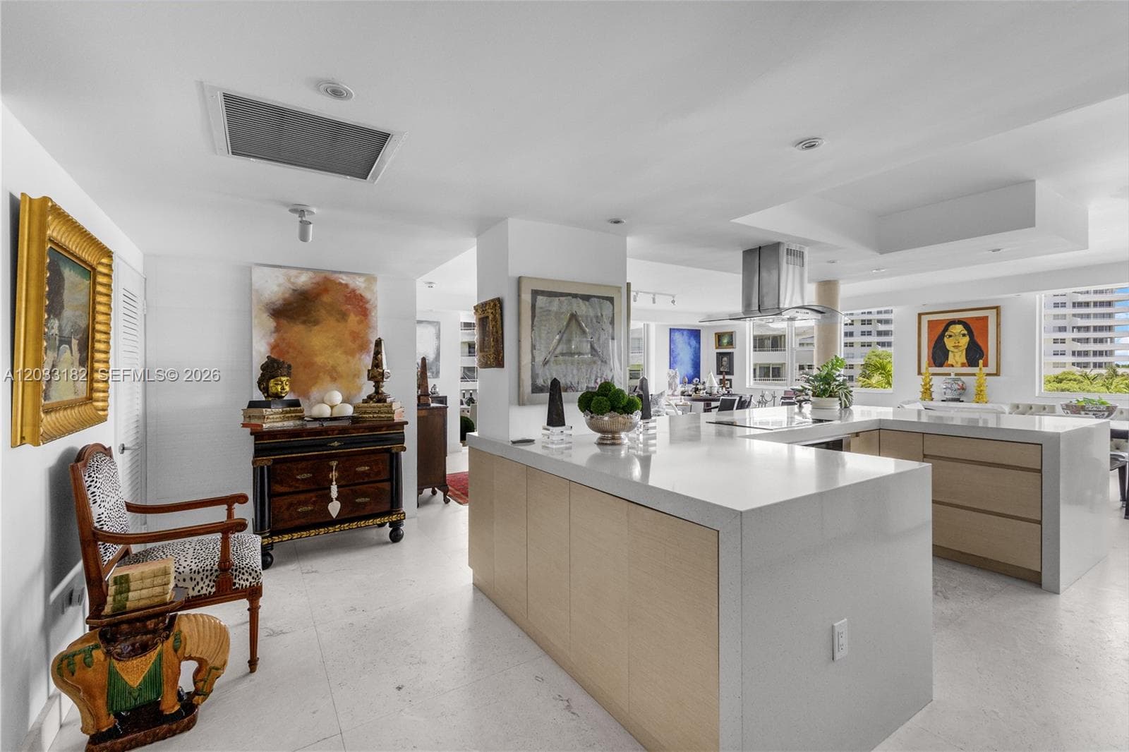 200 Ocean Lane Drive 409 photo 19