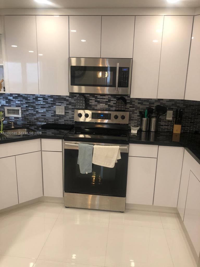 2030 S Ocean Dr 1706 photo 21