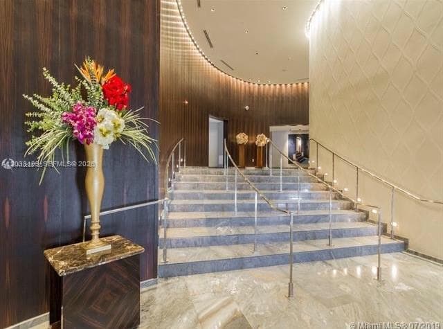 17201 Collins Ave 2209 photo 3