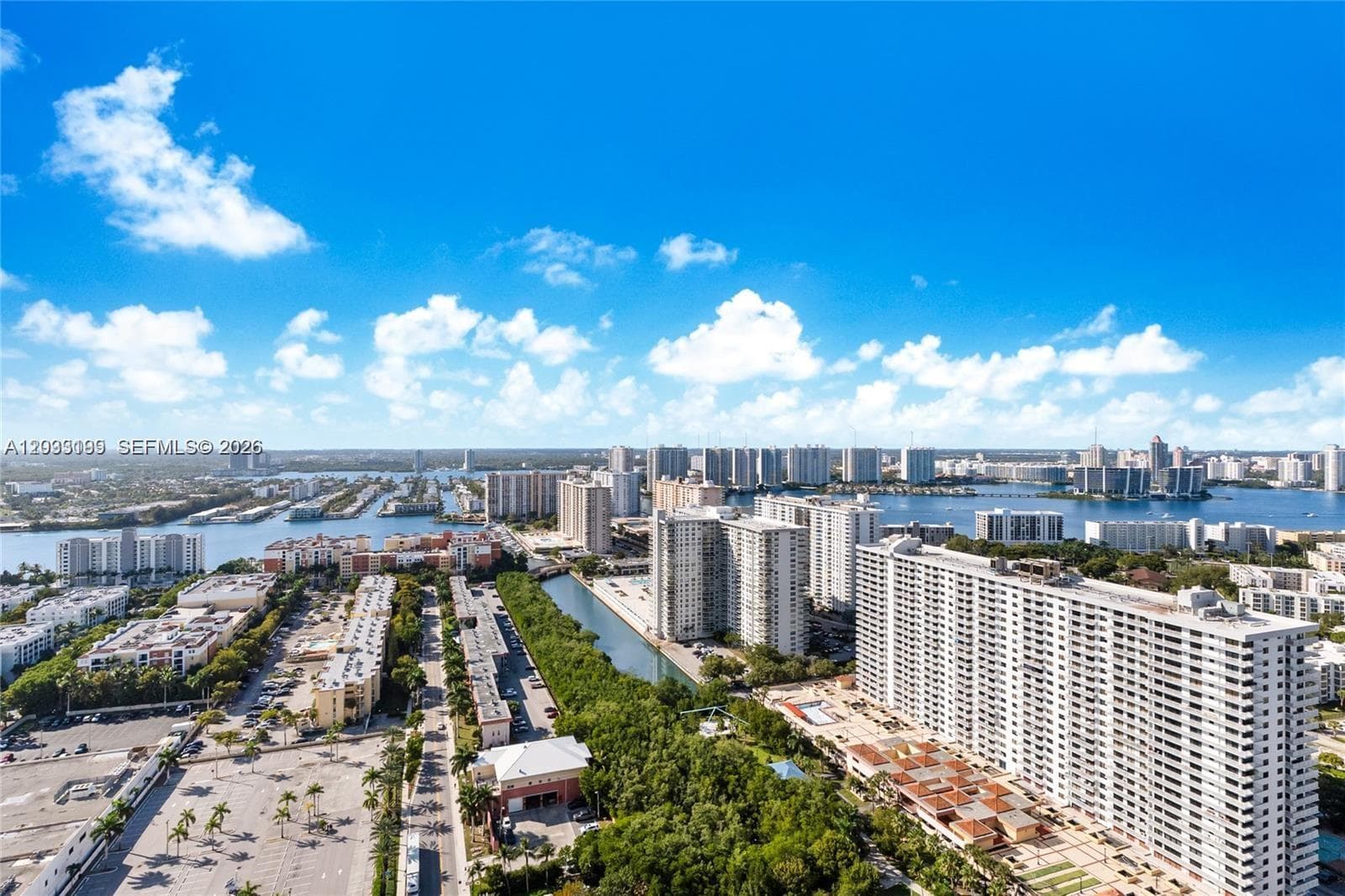 17201 Collins Ave 2209 photo 10