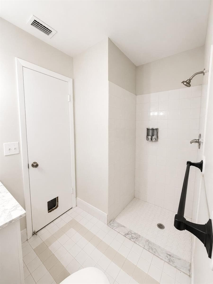 3666 SW Rivera Street photo 6