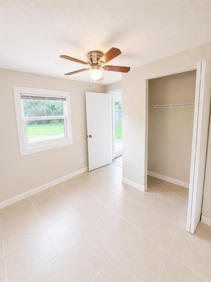 3666 SW Rivera Street photo 3