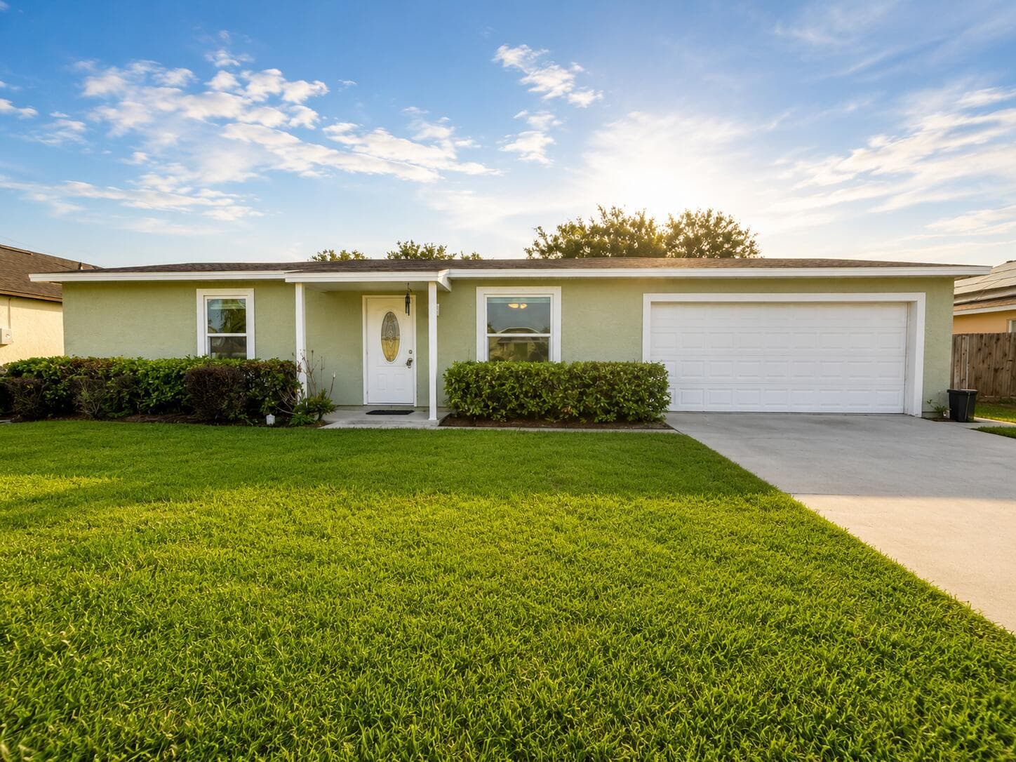 3666 SW Rivera Street photo 1