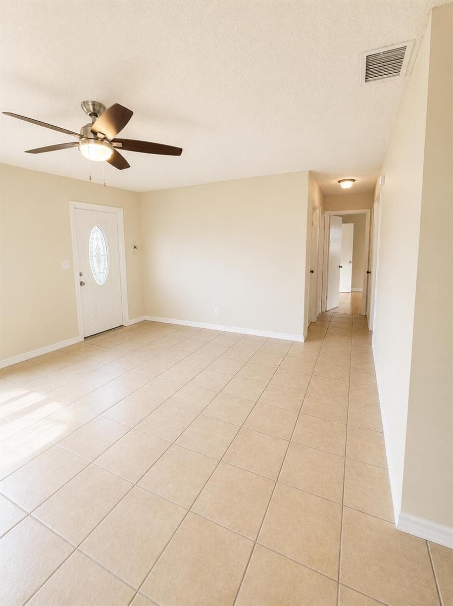 3666 SW Rivera Street photo 10