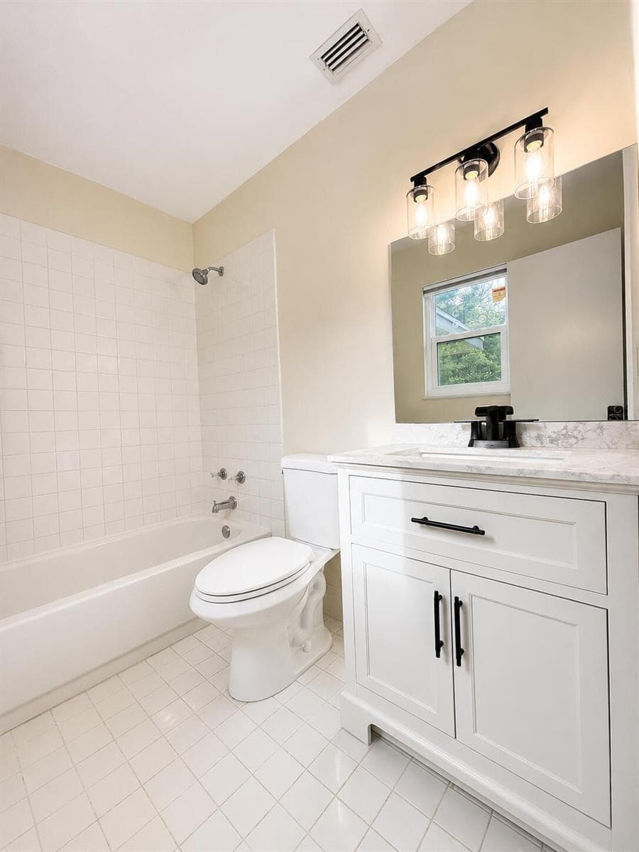 3666 SW Rivera Street photo 15