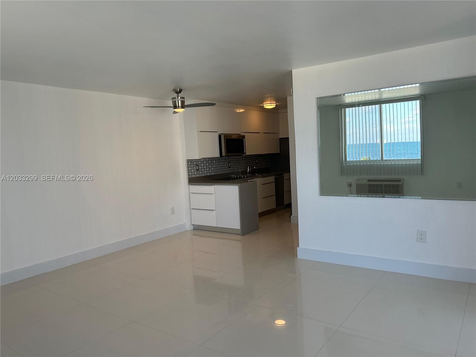 1255 Collins Ave 807 photo 4
