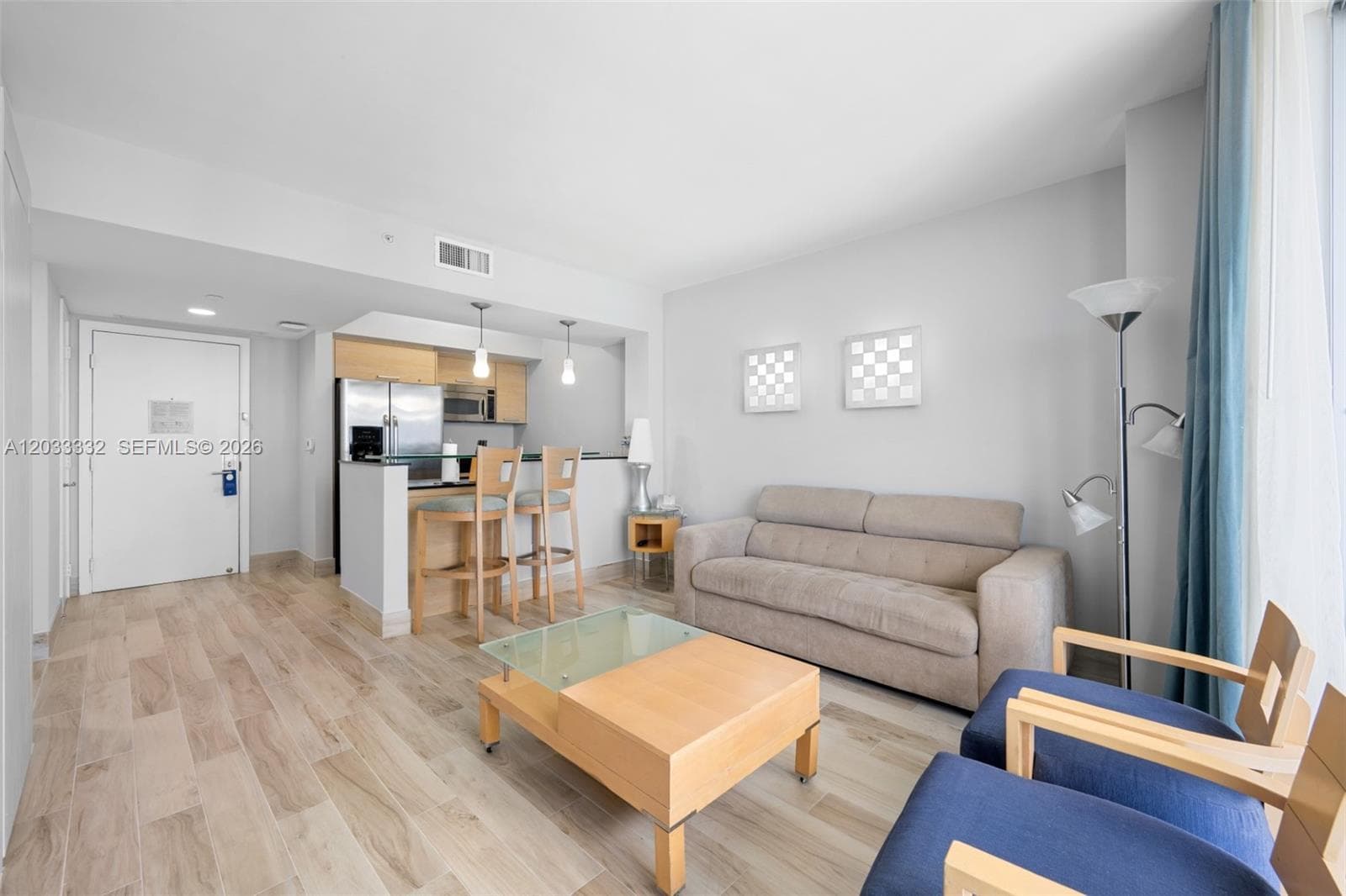 18683 Collins Ave 2503 photo 4