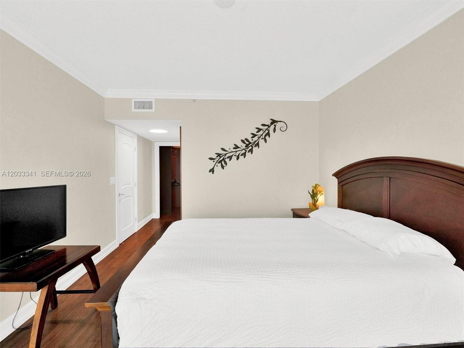 16699 Collins Ave 1803 photo 8