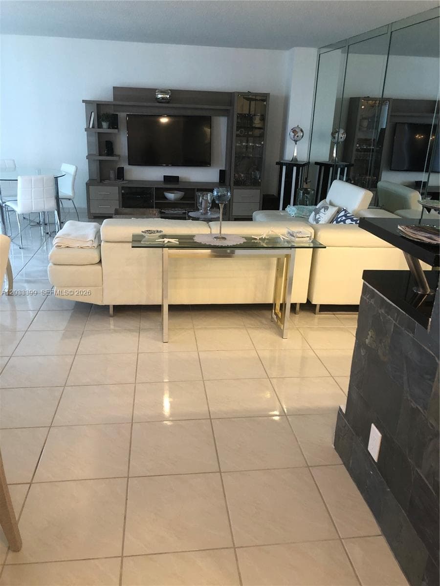 2030 S Ocean Dr 1826 photo 13