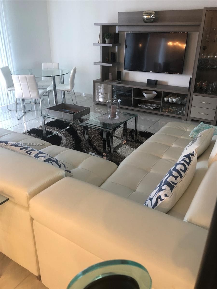 2030 S Ocean Dr 1826 photo 17