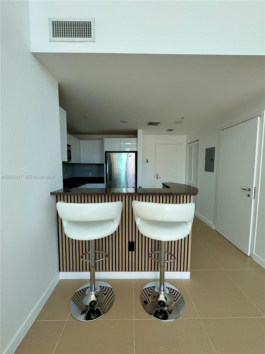 300 S Biscayne Blvd L-1218 photo 7