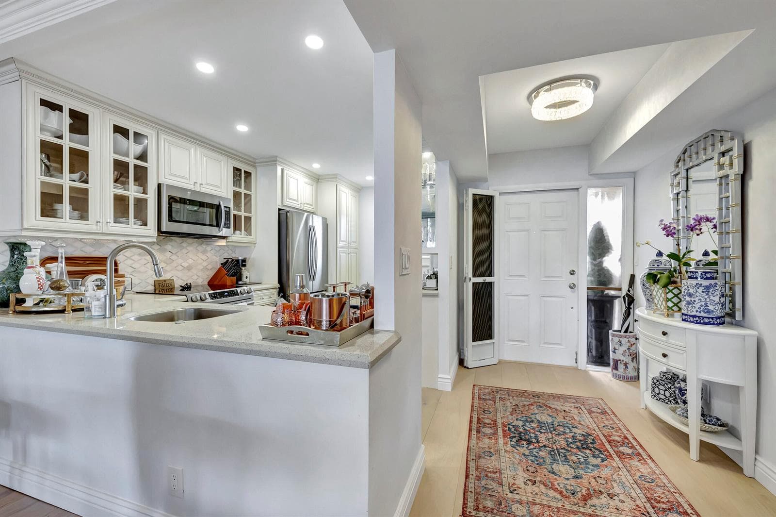 1537 E Hillsboro Boulevard 239 photo 3