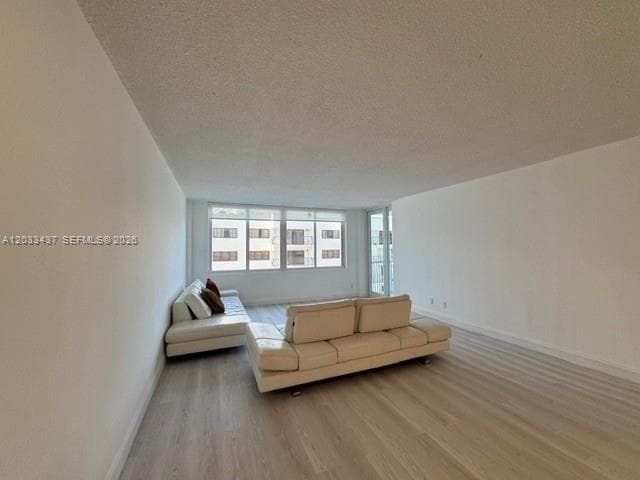 5401 Collins Ave 513 photo 24