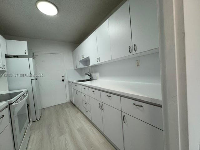 5401 Collins Ave 513 photo 18