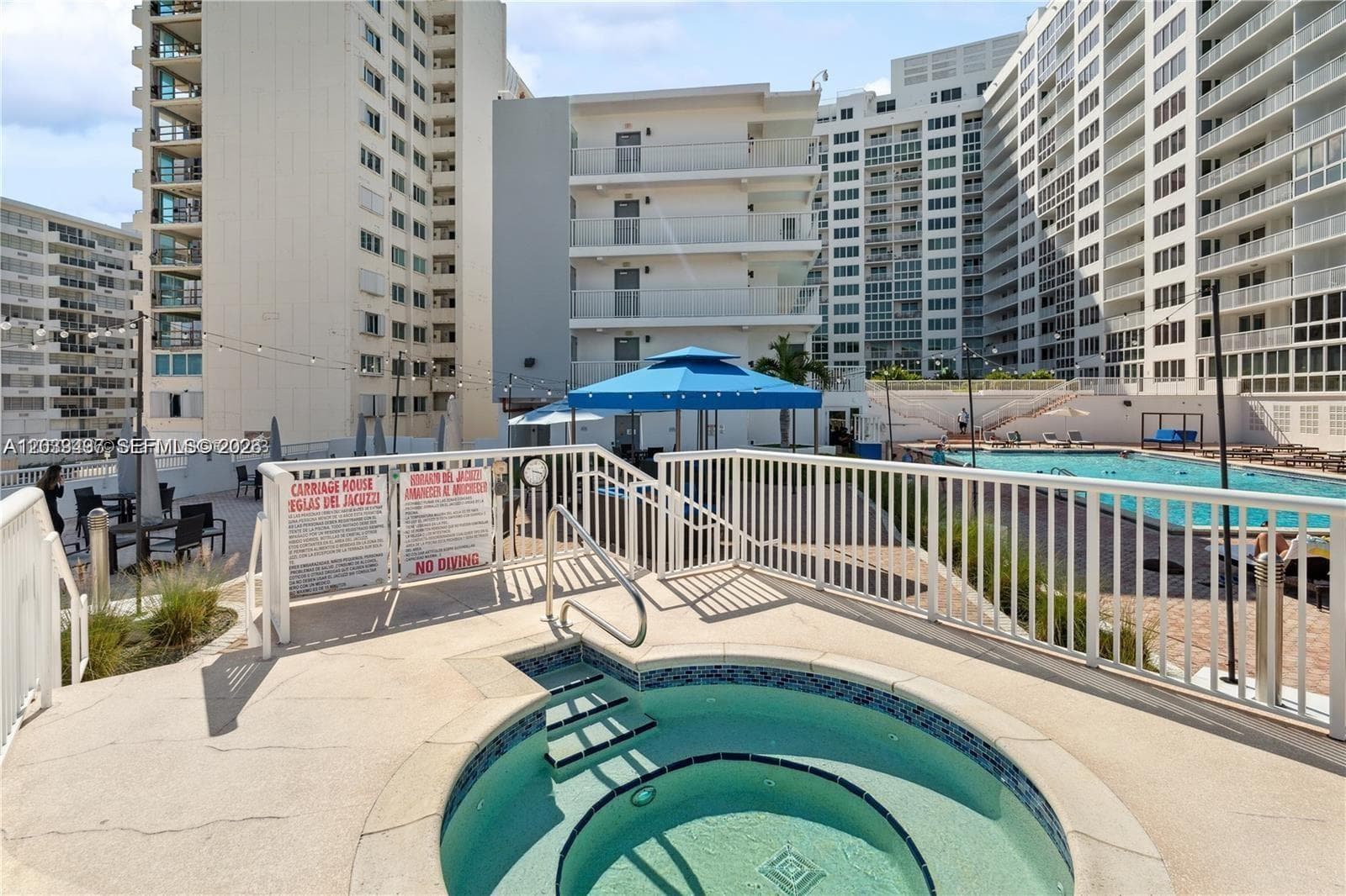 5401 Collins Ave 513 photo 8