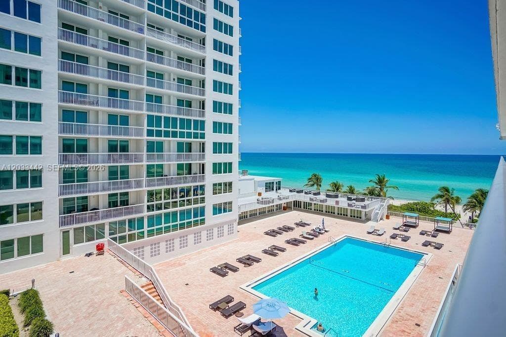 5401 Collins Ave 231 photo 7
