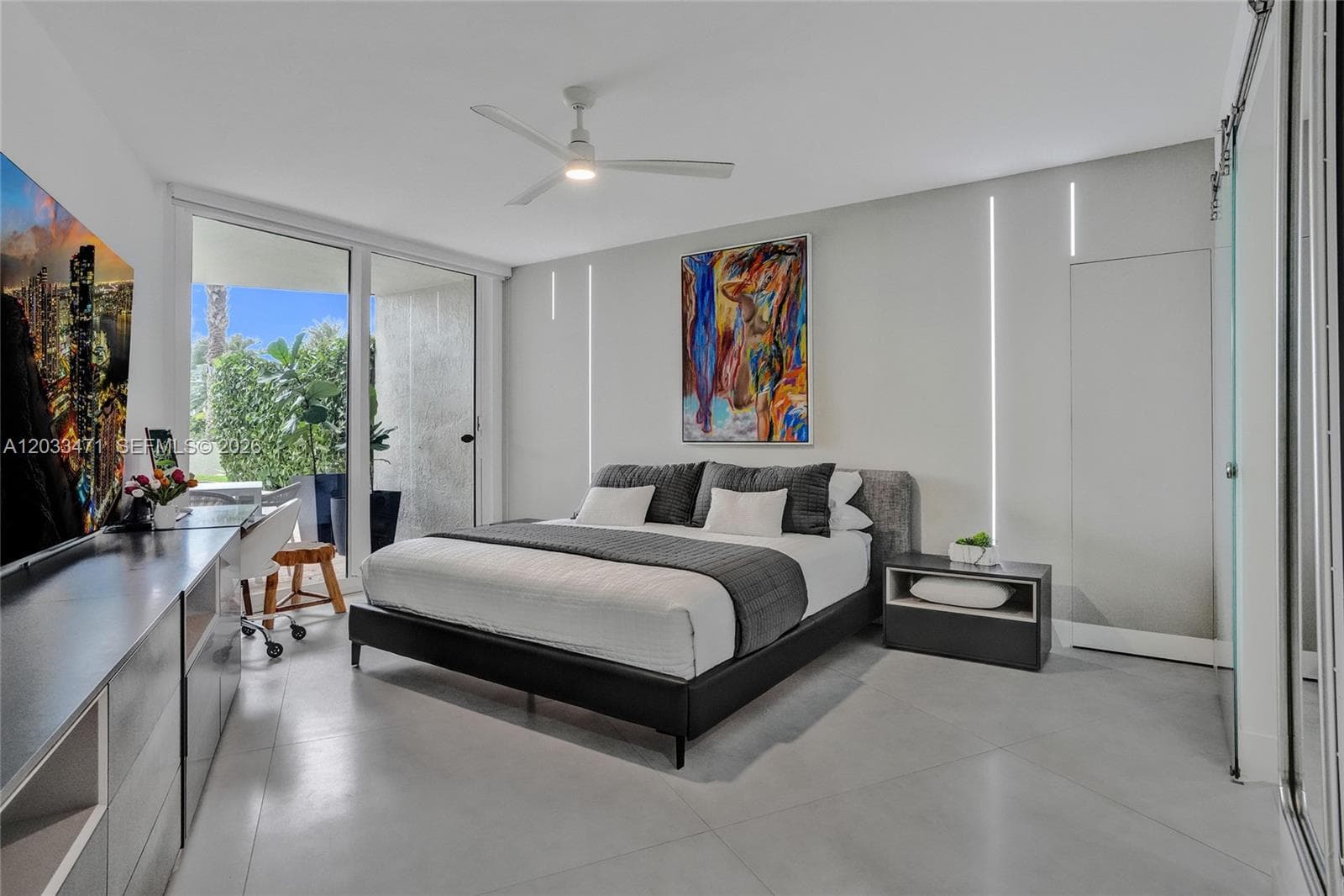 19111 Collins Ave 102 photo 23