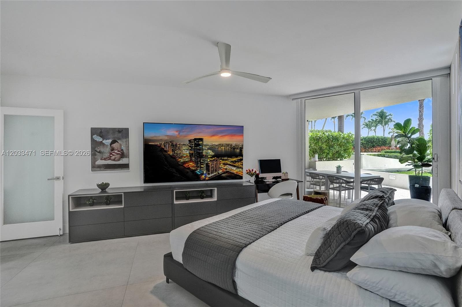 19111 Collins Ave 102 photo 22