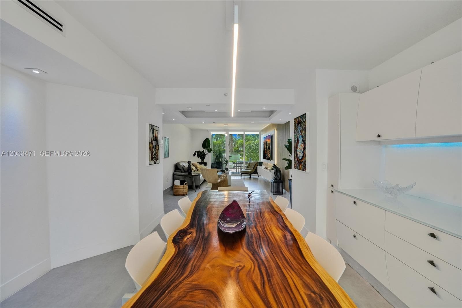 19111 Collins Ave 102 photo 7