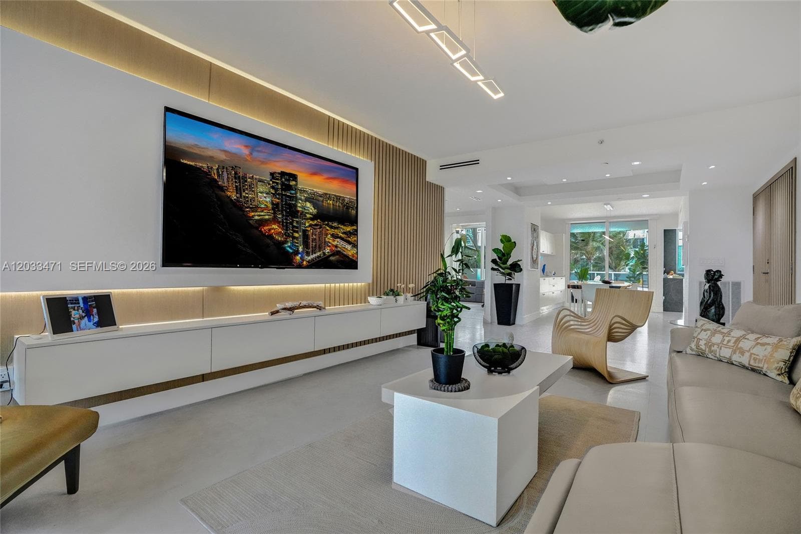 19111 Collins Ave 102 photo 1