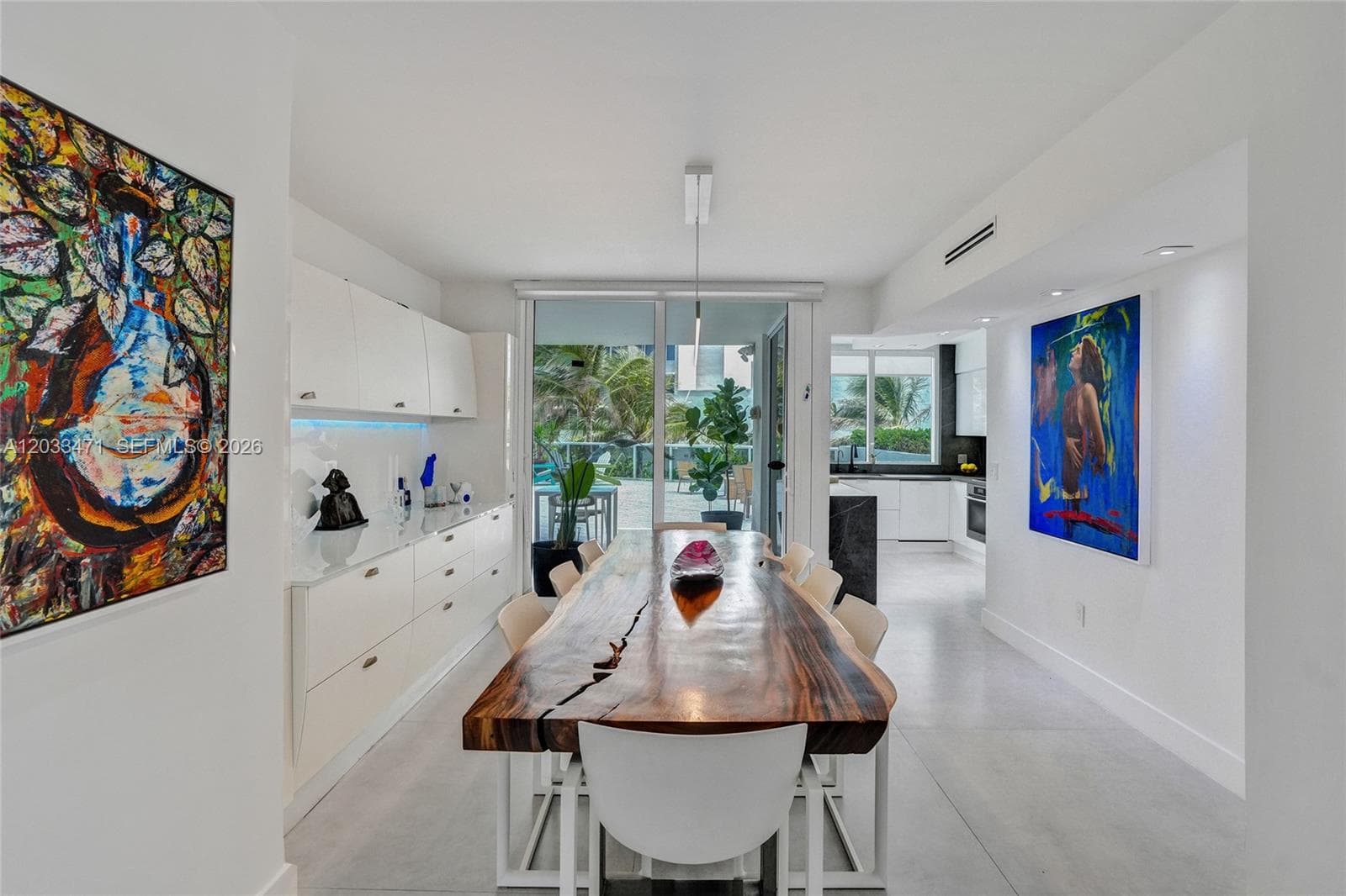 19111 Collins Ave 102 photo 8