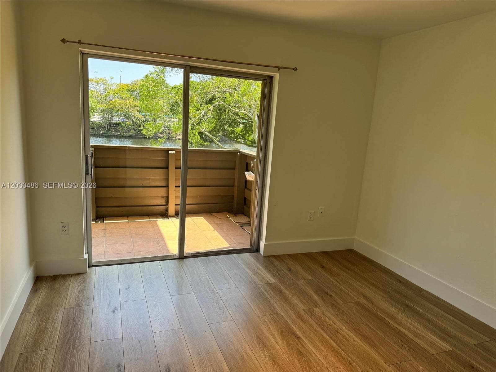 8335 SW 72 AV 211D photo 8
