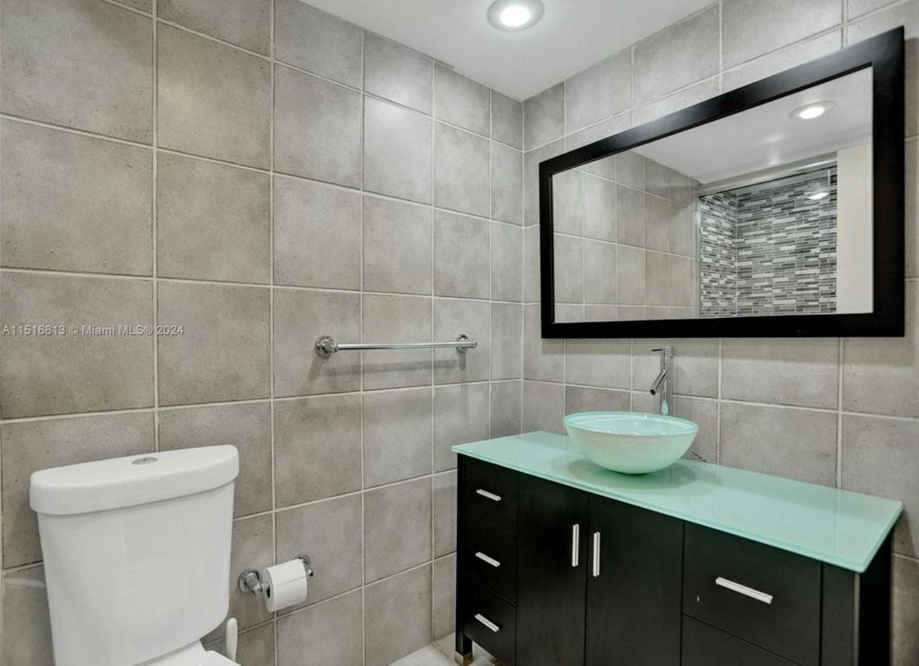 11930 N Bayshore Drive 601 photo 16