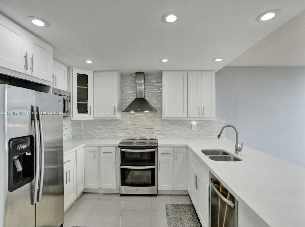 11930 N Bayshore Drive 601 photo 24