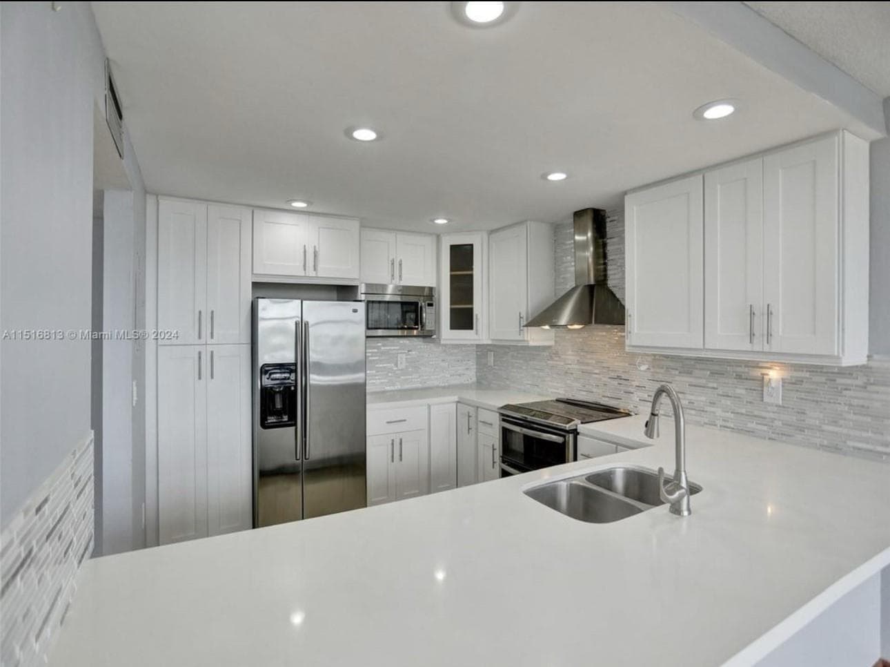 11930 N Bayshore Drive 601 photo 25
