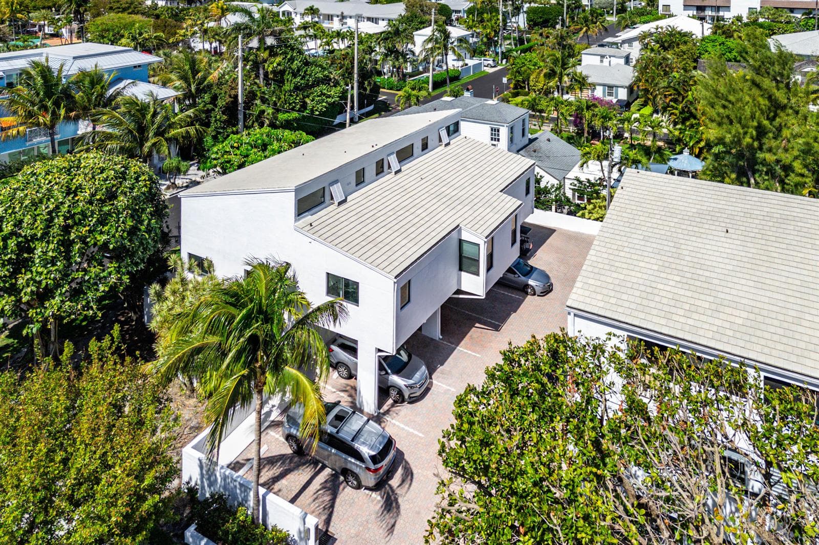 250 S Ocean Boulevard 279 photo 24