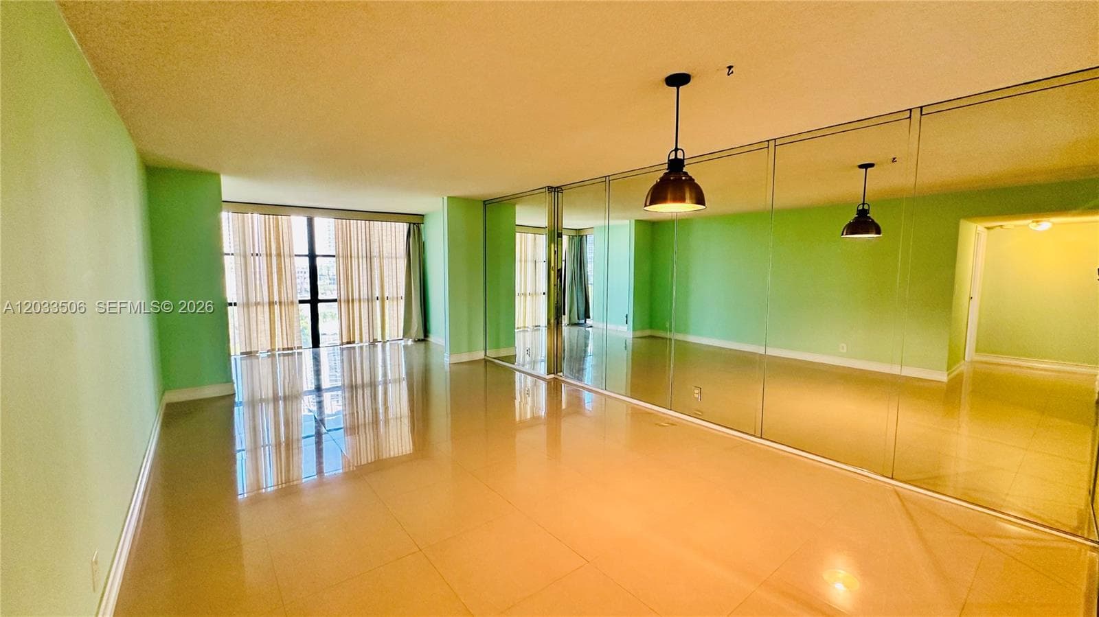 800 Parkview Dr 506 photo 8