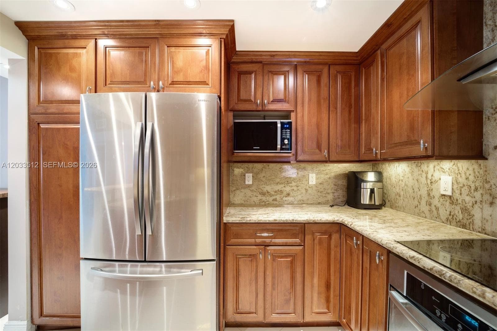 317 Poinciana Dr 807 photo 9