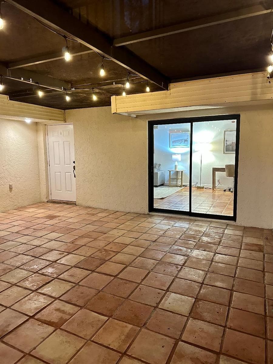 1608 Shaker Circle photo 18
