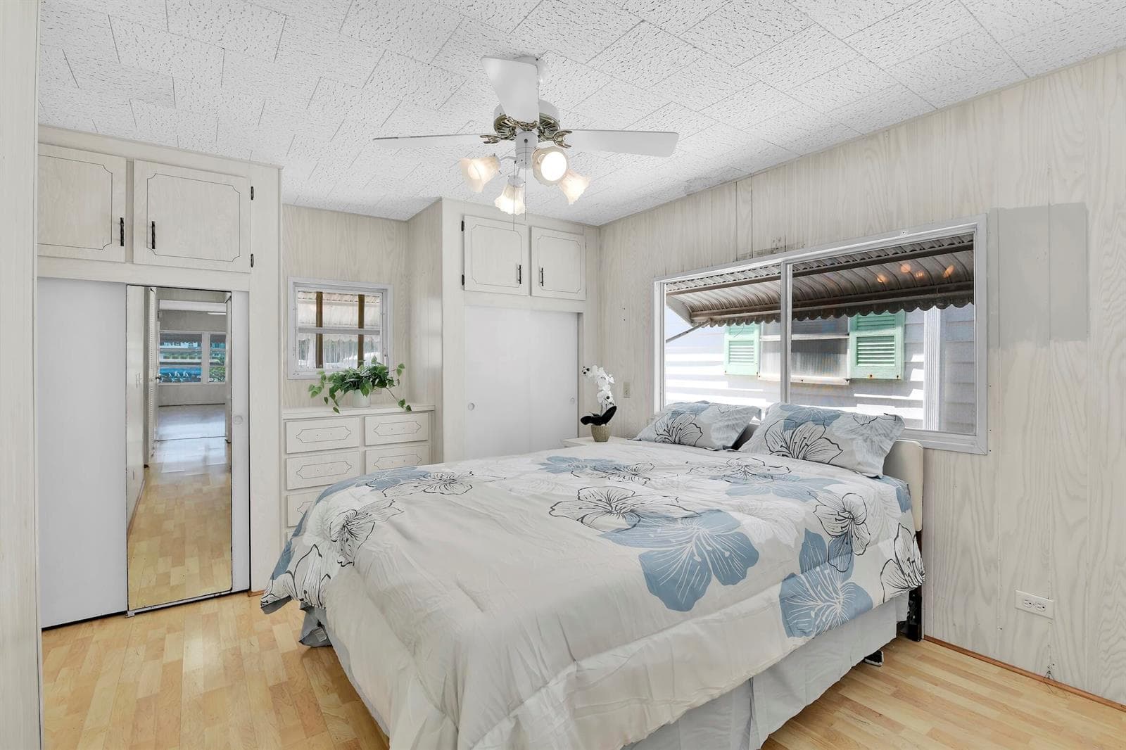 211 Palm Drive H photo 22
