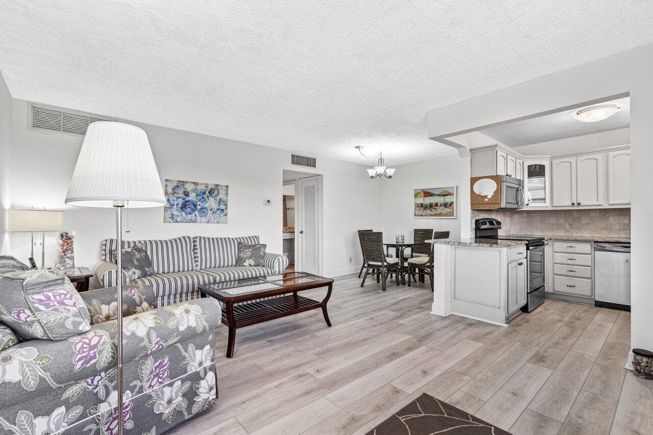 2871 N Ocean Boulevard C417 photo 6