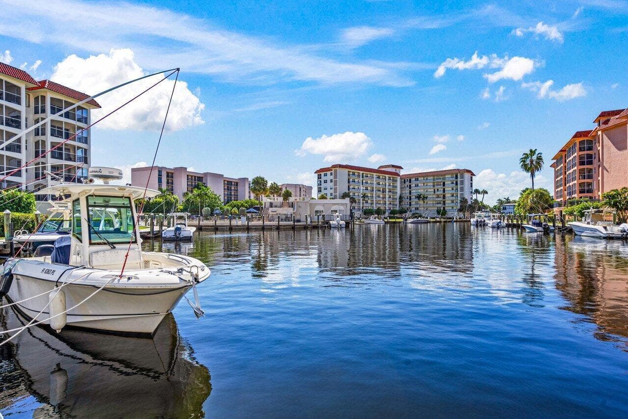 2871 N Ocean Boulevard C417 photo 3