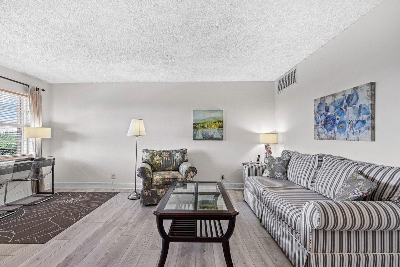 2871 N Ocean Boulevard C417 photo 8